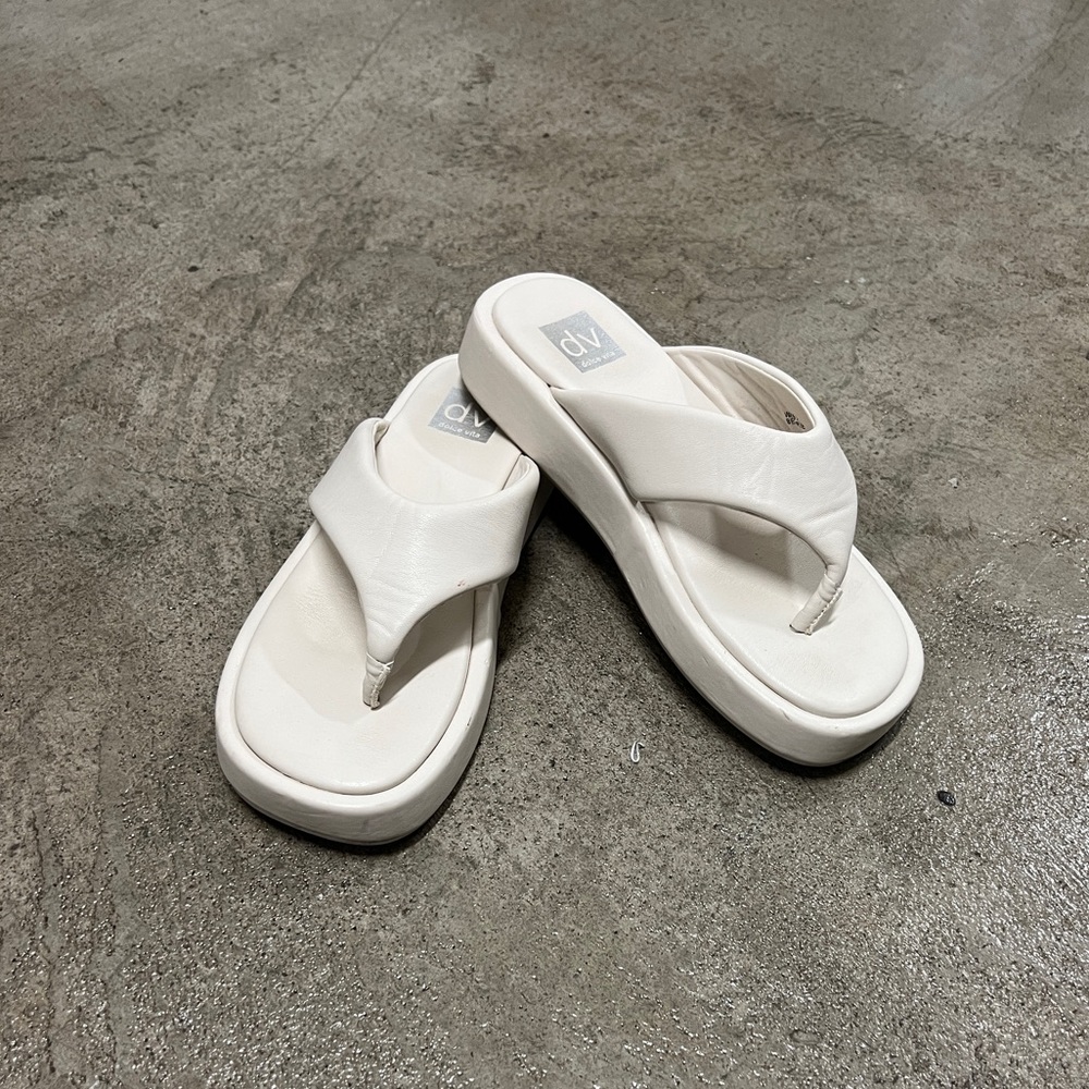 DV by Dolce Vita Puffy Flip Flops